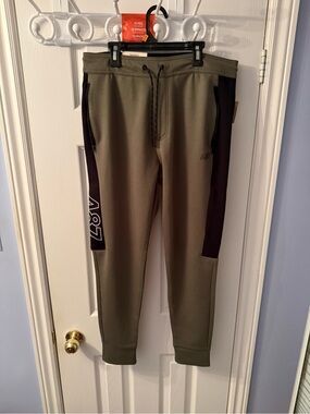 Aeropostale Olive Green & Black Men's Joggers